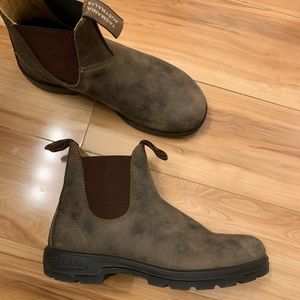 Blundstones rustic brown super 550